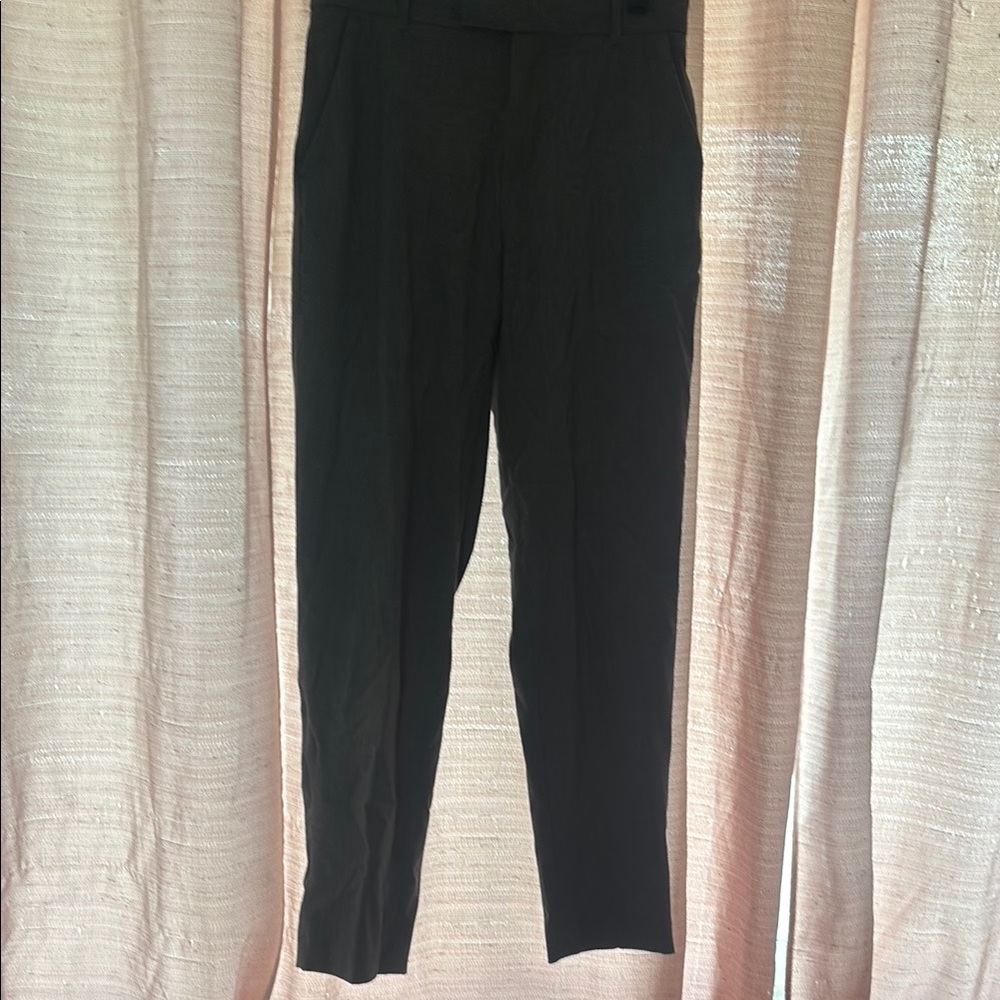 calvin Klein size 18 woman’s paints